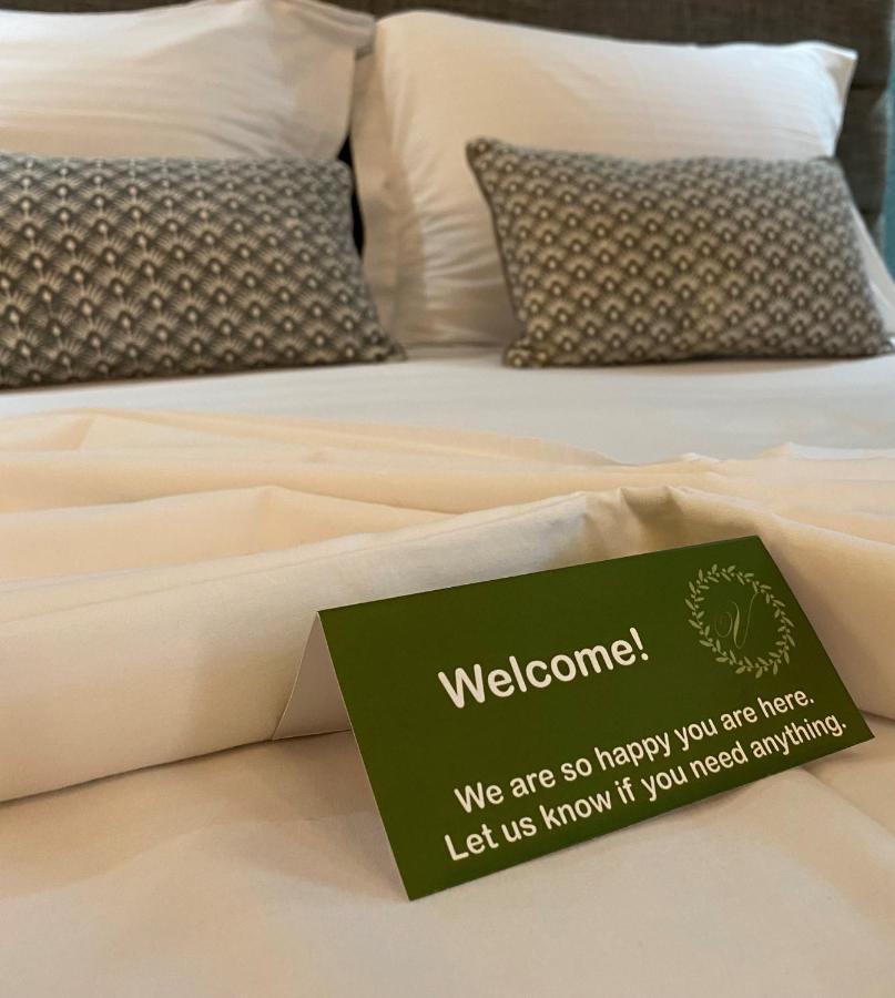 V-Suites 2 โปตอส ภายนอก รูปภาพ